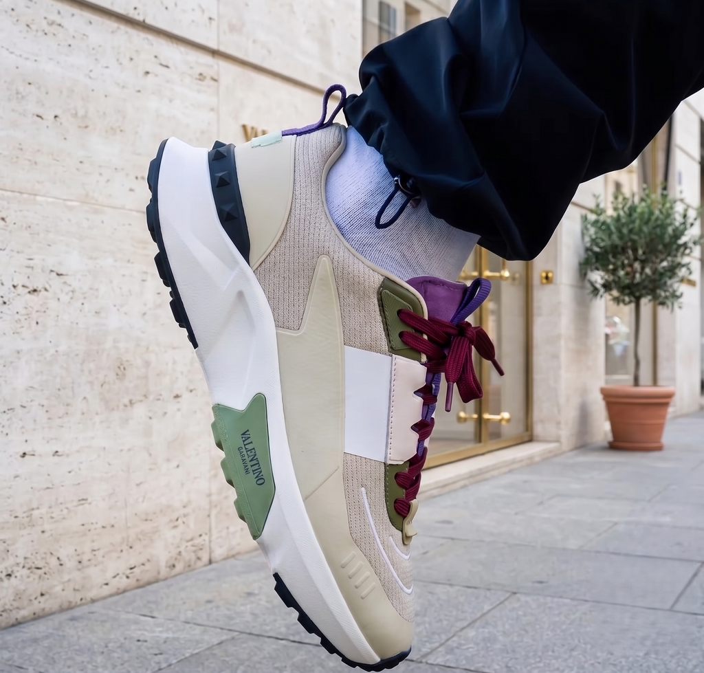 Valentino Garavani – Multicolores Beige, Vert et Bordeaux