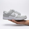 Nike Dunk Low - Gris/Blanc