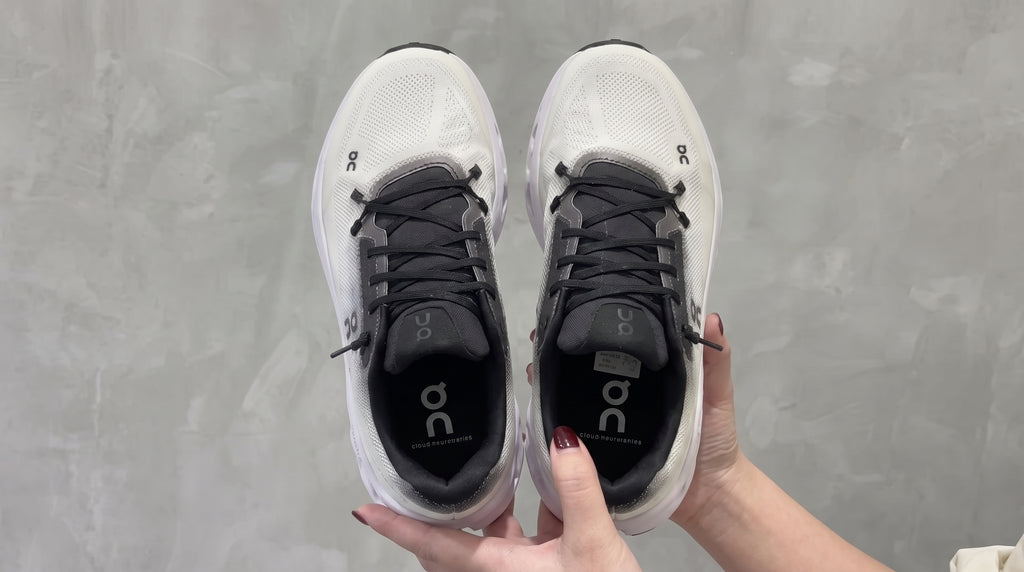 On Cloudmonster 2 – Baskets Running Blanc & Noir