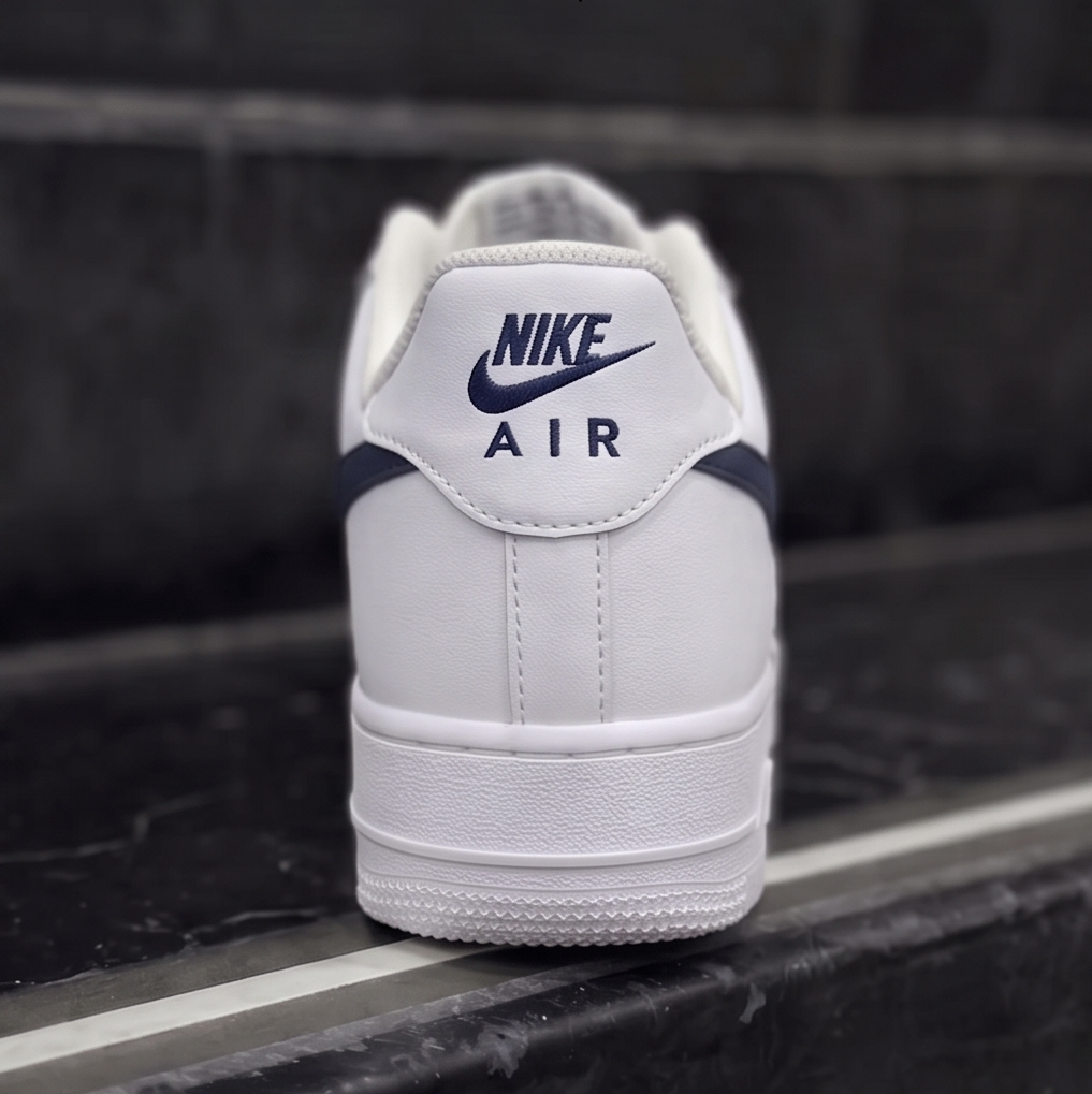 Nike Air Force 1 '07 - Blanc/Bleu Marine