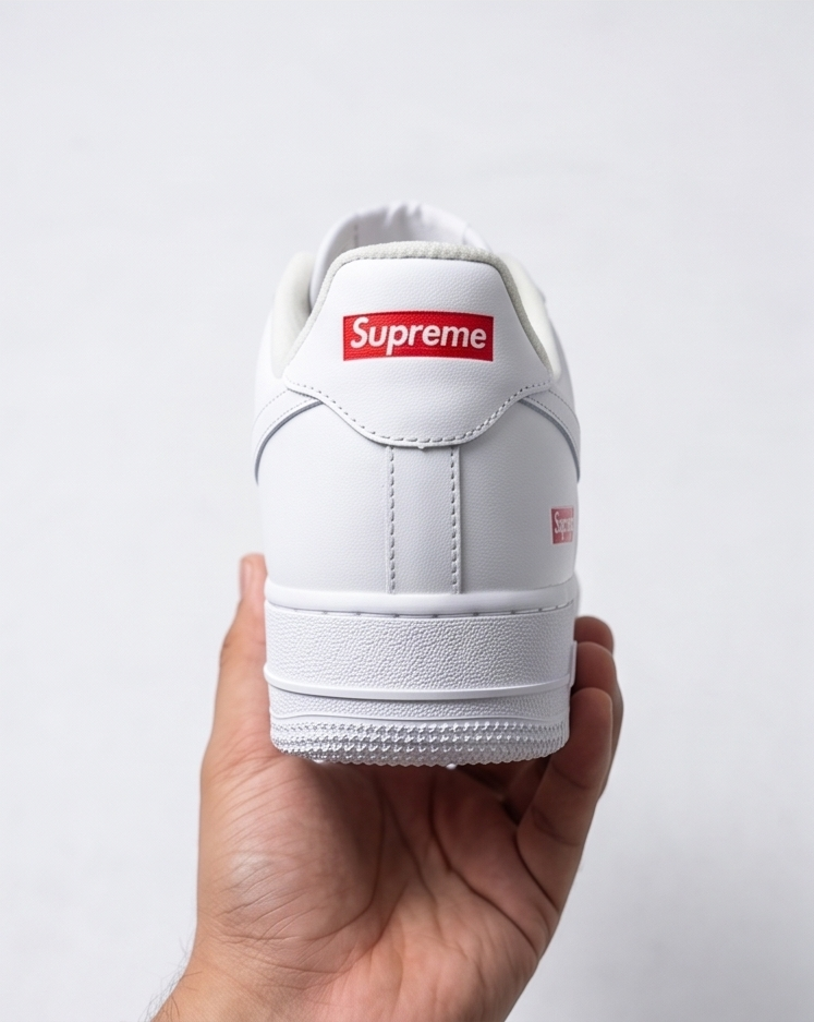 Nike Air Force 1 Low x Supreme - Blanc