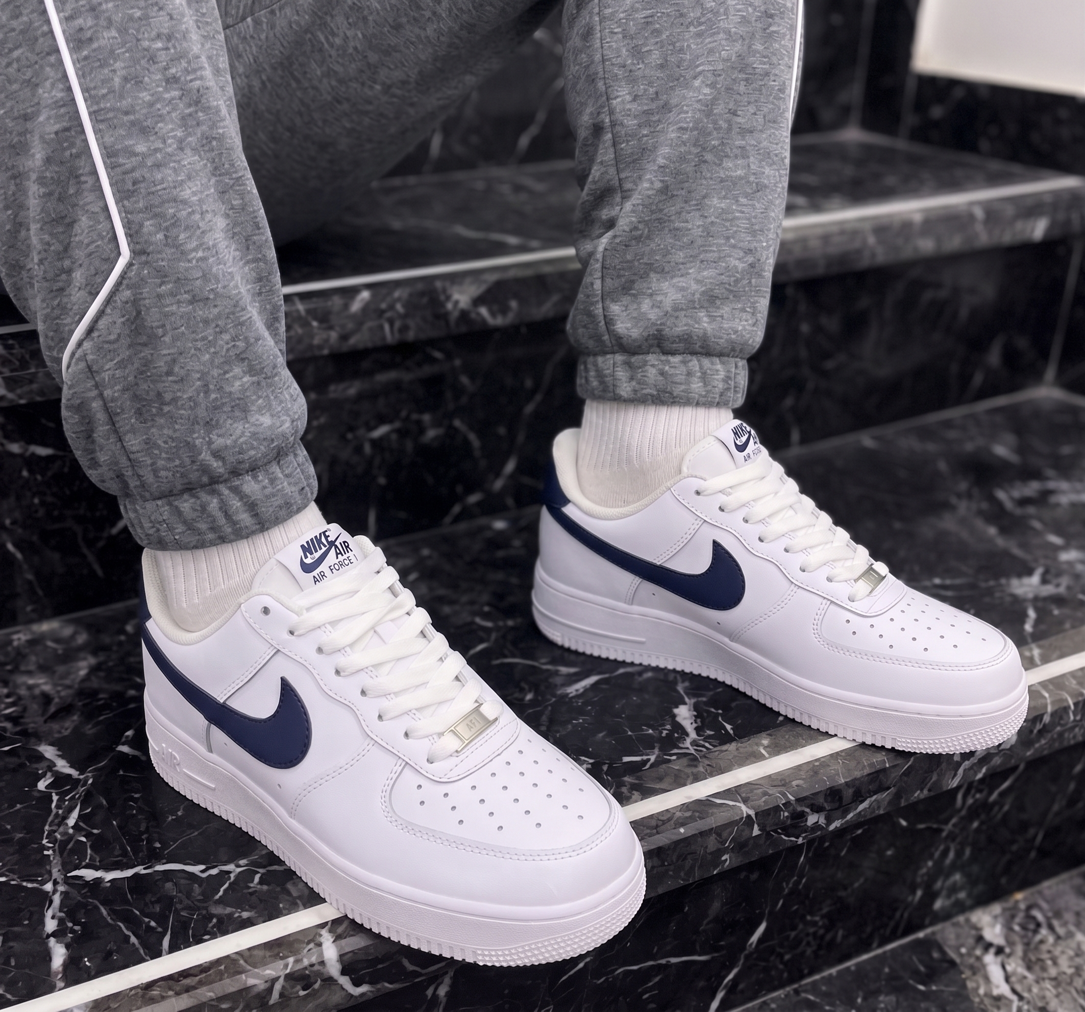 Nike Air Force 1 '07 - Blanc/Bleu Marine